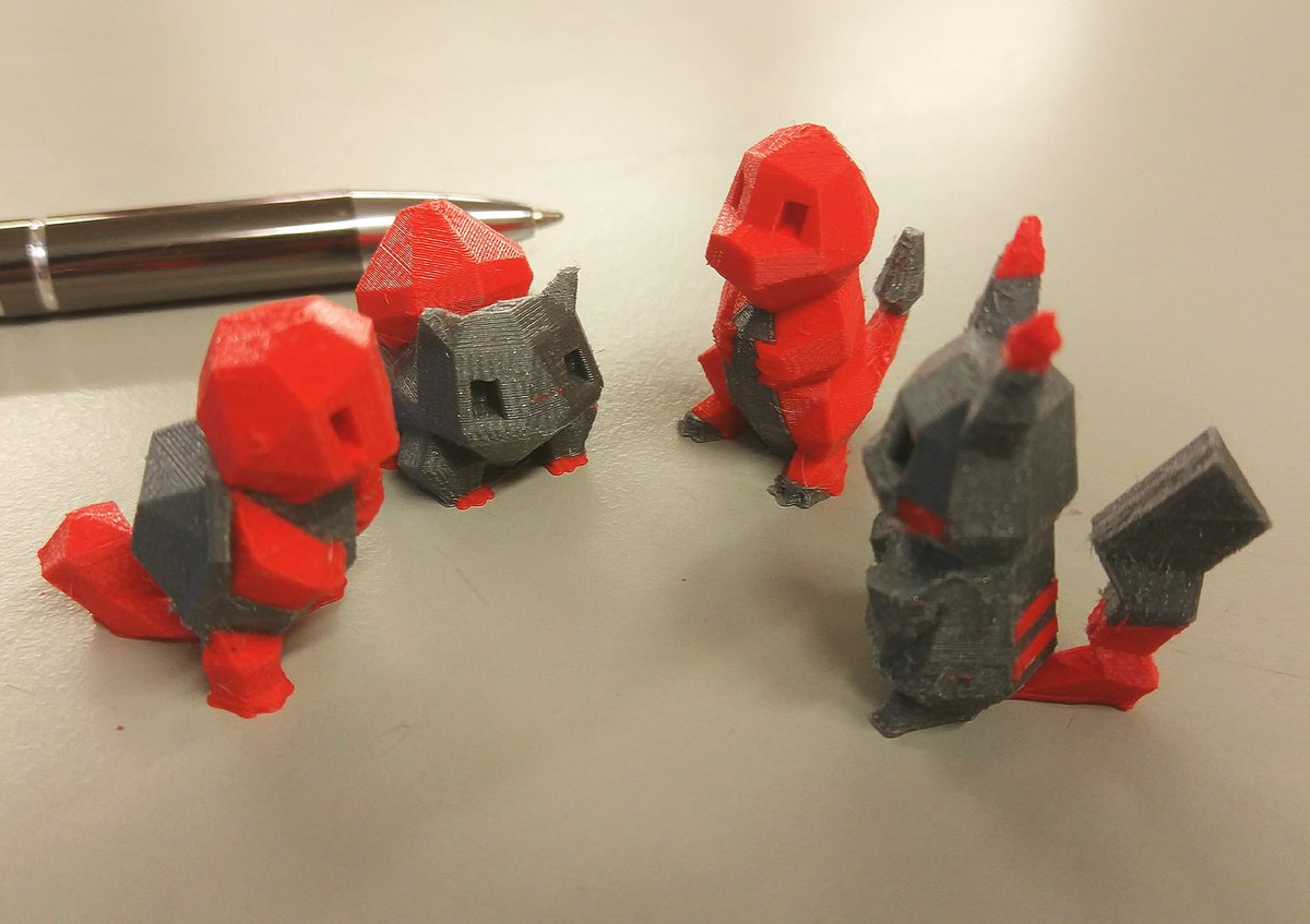 Cartesio3D's tweet photo. A quick huddle before battle https://t.co/Q39EPvrVu0