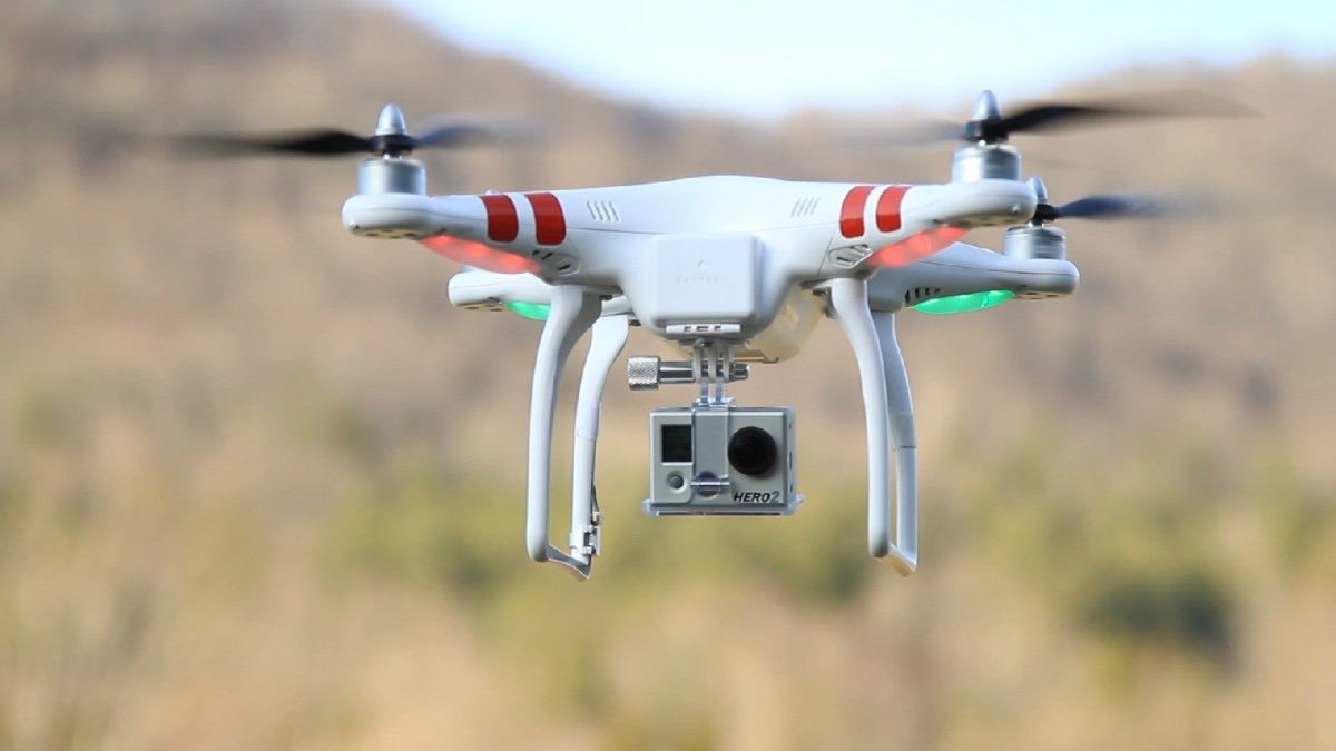 MAPFRE_SantaFe's tweet photo. Recuerda que tenemos tu seguro de responsabilidad Civil de #Dron para fines profesionales de aeronaves hasta 20 kg #MapfreSanta_Fe https://t.co/BWfzIQGV3i