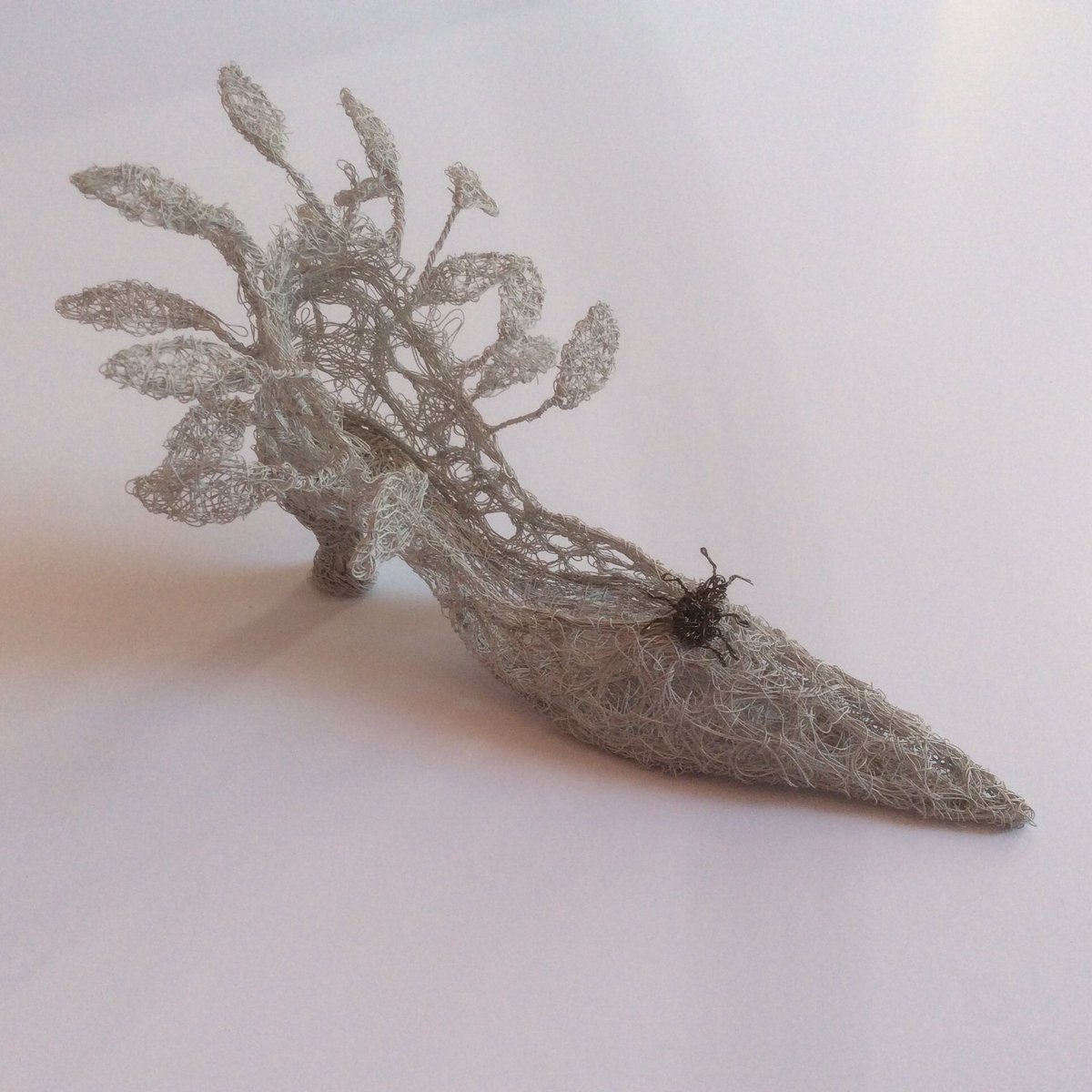 Wire#shoes#fairytale#insects