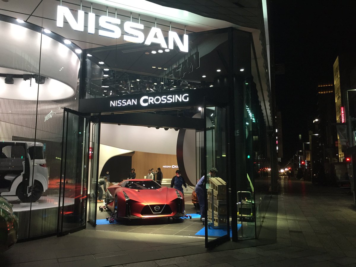 nissanza's tweet photo. Ever wonder how cars get into a showroom? Check out how a crane was used a crane to get the #VisionGT into #NissanCrossing 😜. How cool? https://t.co/chtTu4ZgFI