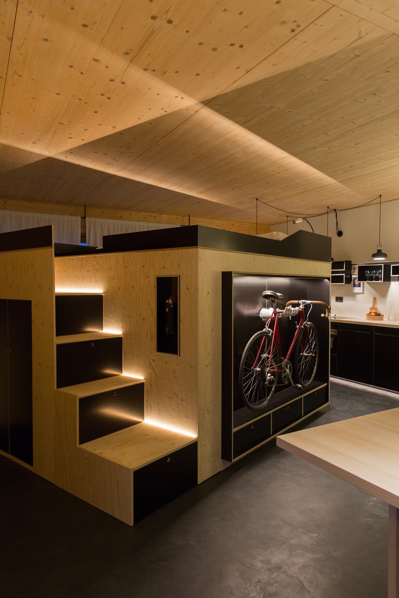 journaldesign's tweet image. Kammerspiel, #meuble cubique #multifonctions par Nils Holger Moormann bit.ly/2lmHbpQ