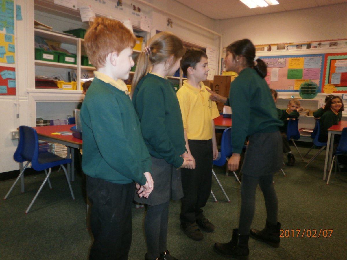 firsprimarysale's tweet photo. Centurions in the making! Some of #Year4SC trying their hand at training some rather reluctant Roman soldiers.... #howtotrainaromansoldier https://t.co/Nd1GPPKWtJ