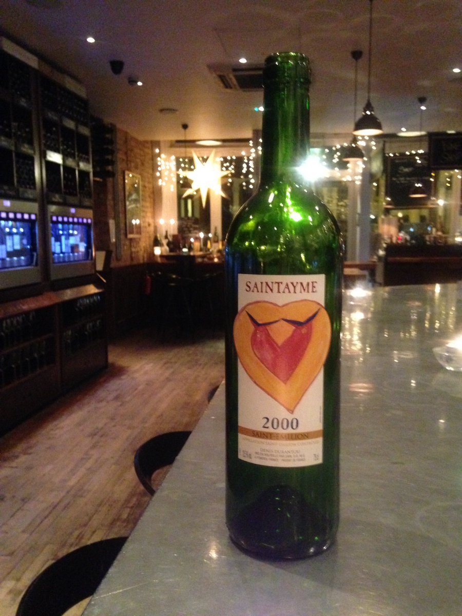 Don't miss #ValentinesDay to tell him/her how you love...wine. Few tables available for dinner. #fulham <a href="/Wine_Rooms/">Wine Rooms</a> #fulhampub #champagne