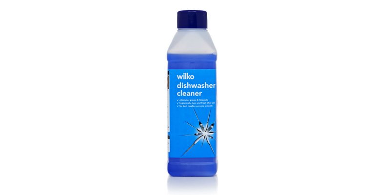 LoveWilko's tweet photo. Don’t forget your #dishwasher needs a little TLC too. Run an empty cycle with cleaner for best results #WilkoTips https://t.co/69wp5XvjgL https://t.co/yqYoXuZpW0