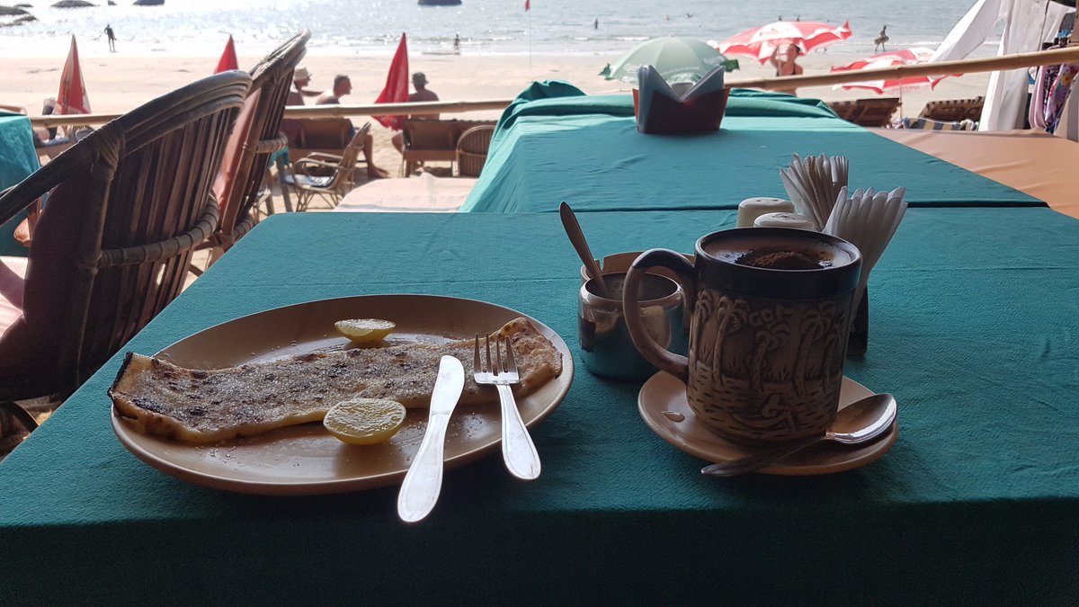 Quick coffee break at the local NOT Starbucks.  <a href="/digitalnomad/">加密船长</a> @youwishyouwereme