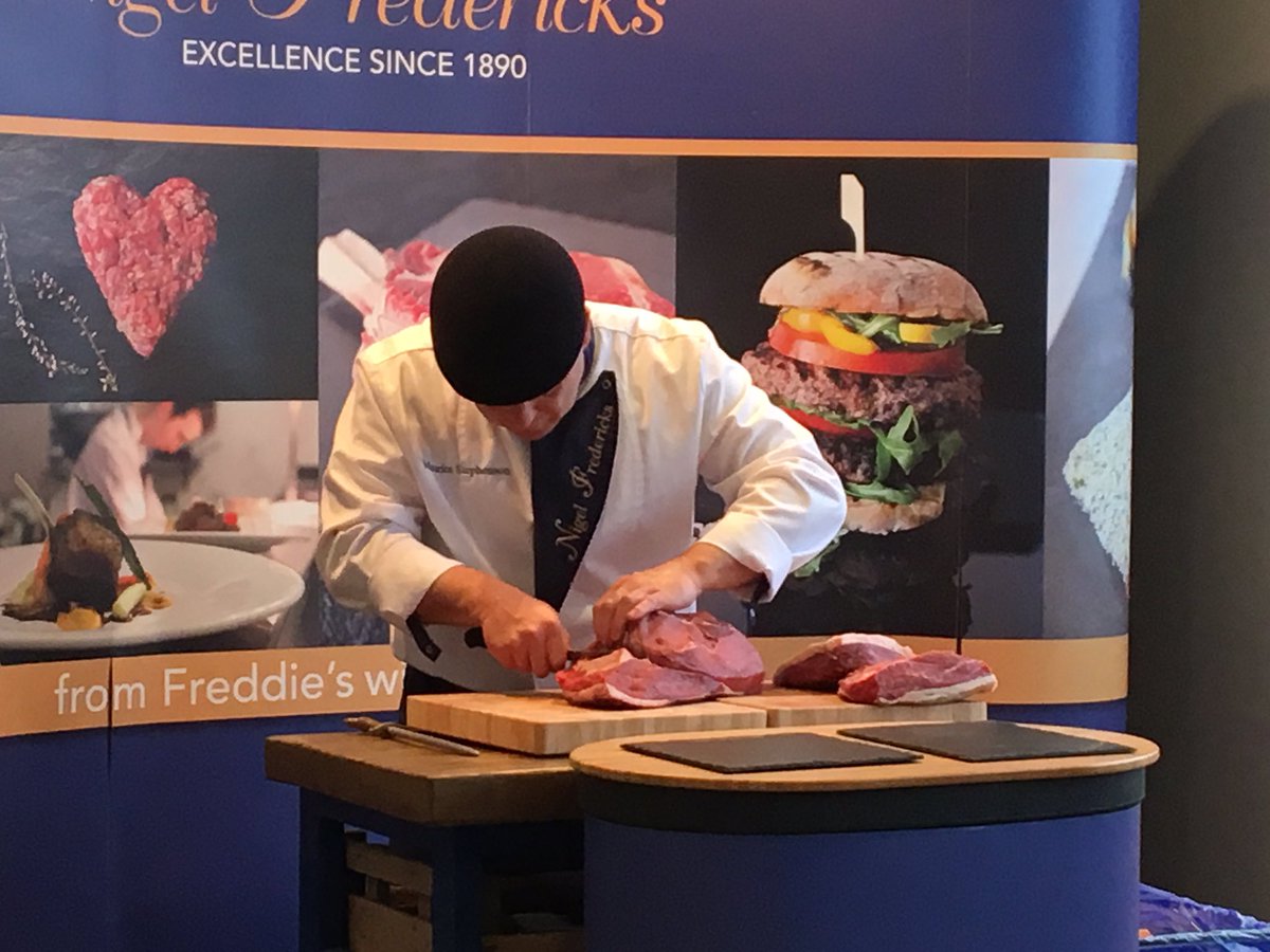 MTJ_tweet's tweet photo. Maurice Stephenson of @NigelFreddies talking us through how to breakdown a beef rump as part of #BBW with @Ladiesinbeef1 &amp; @AHDB_BeefLamb https://t.co/QkD0VQrR0m