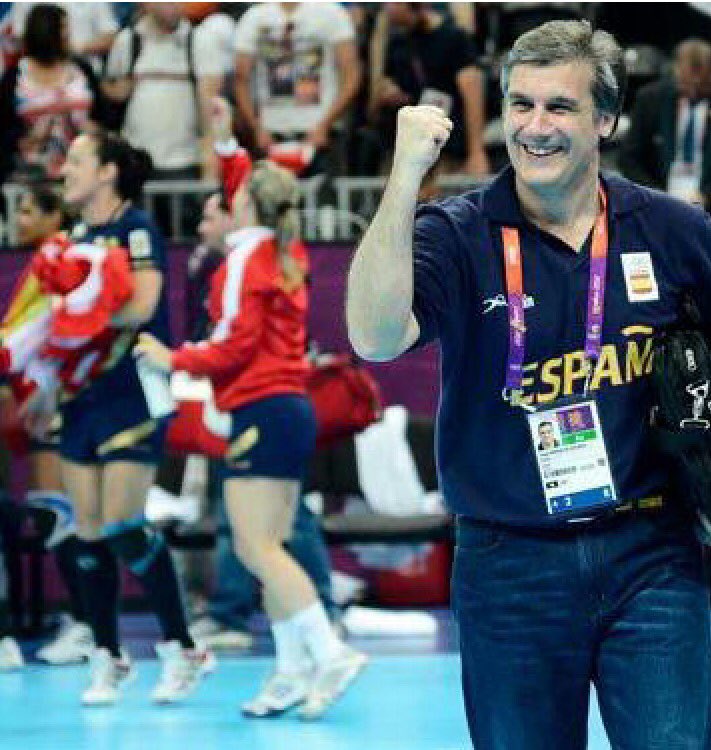 macarena aguilar tweet media