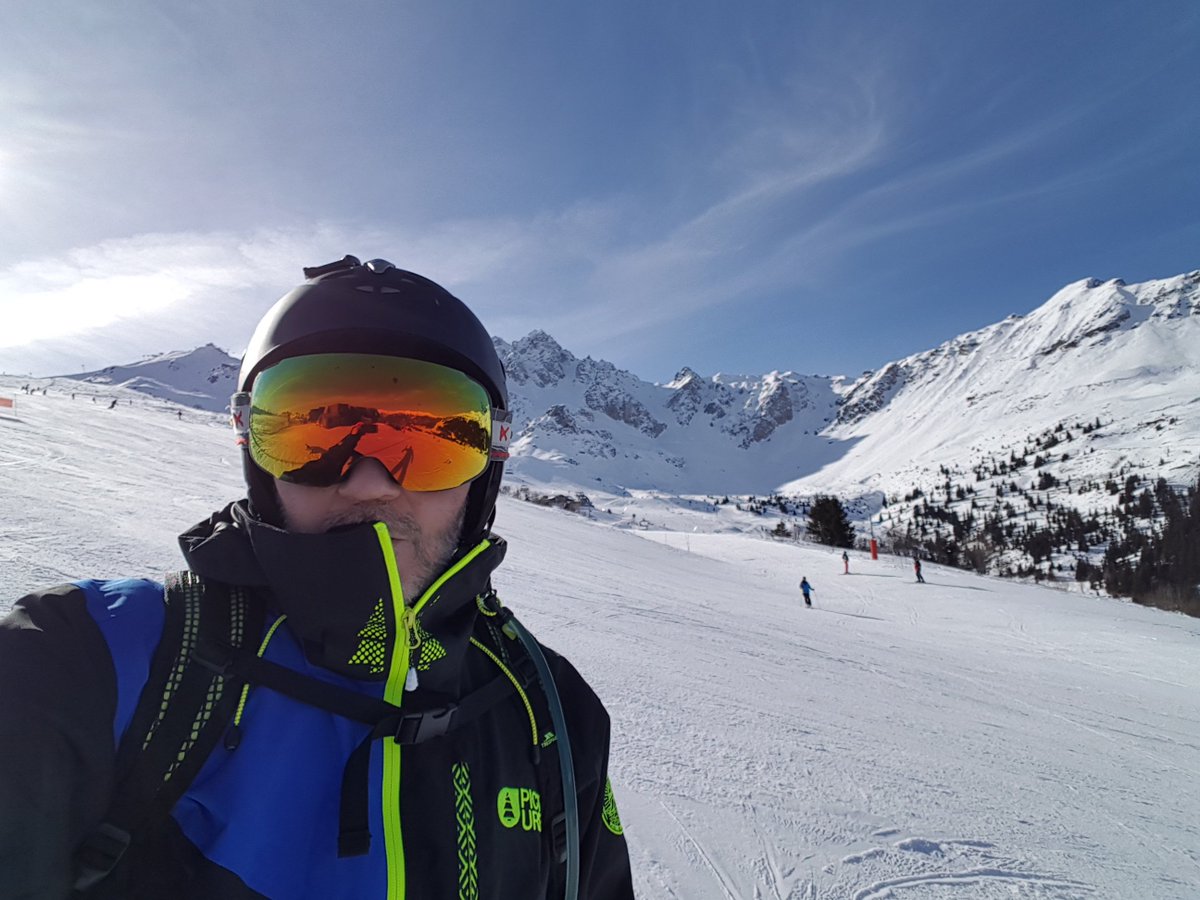 DavidNBridge's tweet photo. Love my new PICTURE snowboarding jacket. #happypicturecustomer
15,000 rating! Warm when you need it warm: Cool and dry when you don't. https://t.co/BwjQapdvi2