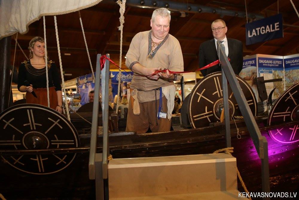 Ogre un Daugavas lejtece ar vikingu tēmu apžilbina tūristus Balttour 2017
visitogre.lv/lv/jaunumi/366…