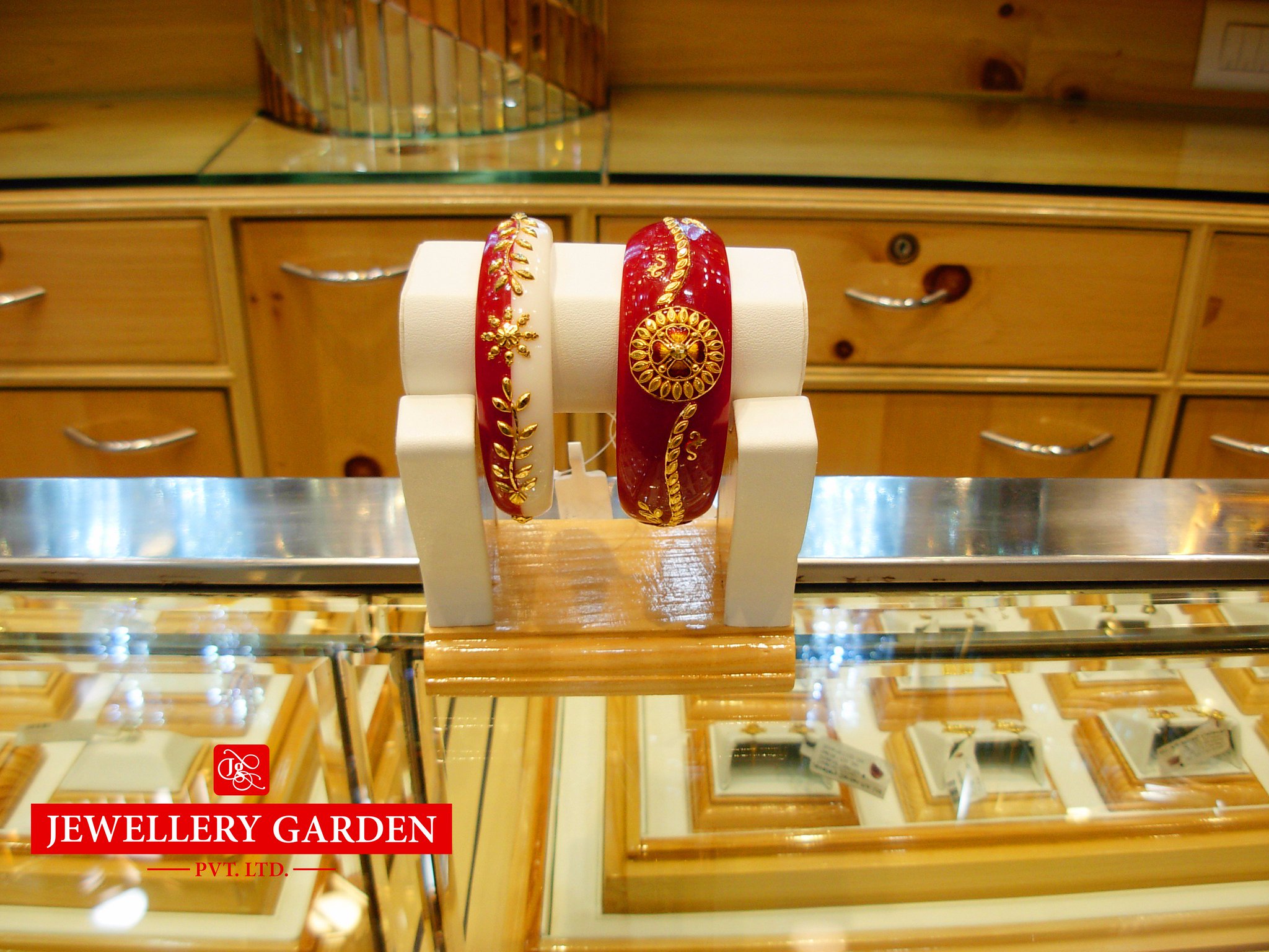 Jewellery garden deals pola badhano