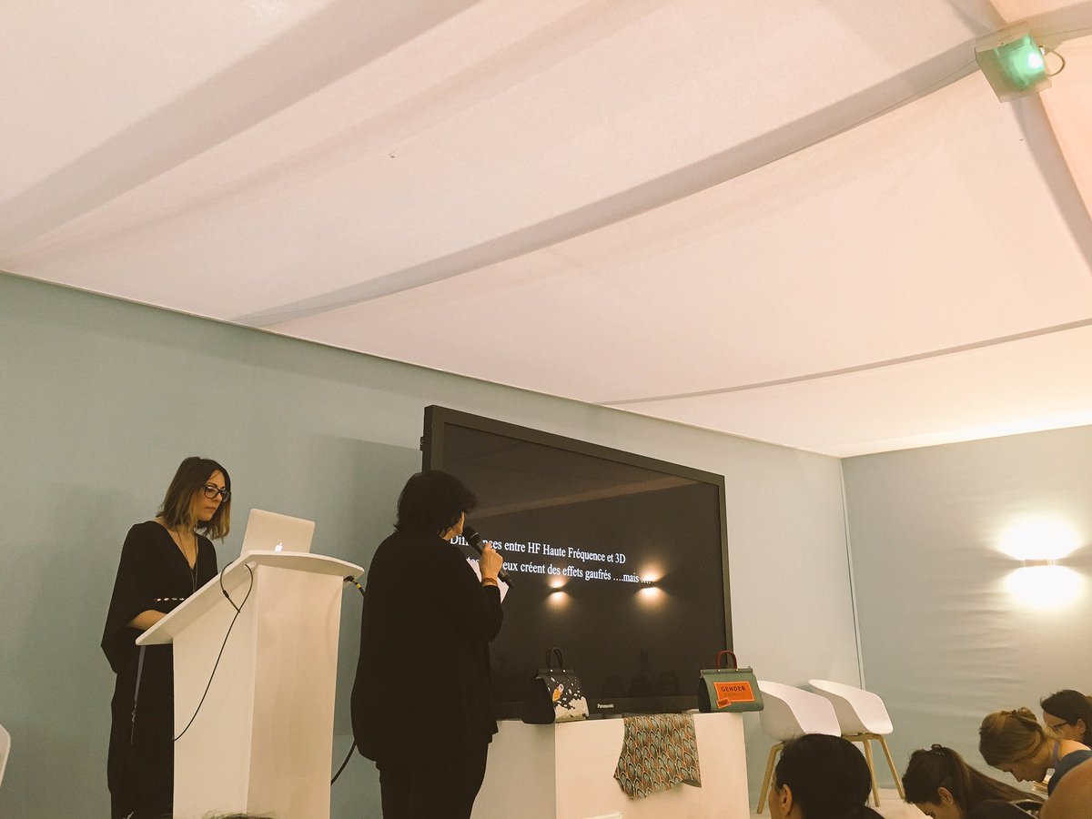 GrazielaSousa's tweet photo. time to learn at @PremiereVision #wearepremierevision #lmw #workshop #3dtechniques https://t.co/vneu44XGrO