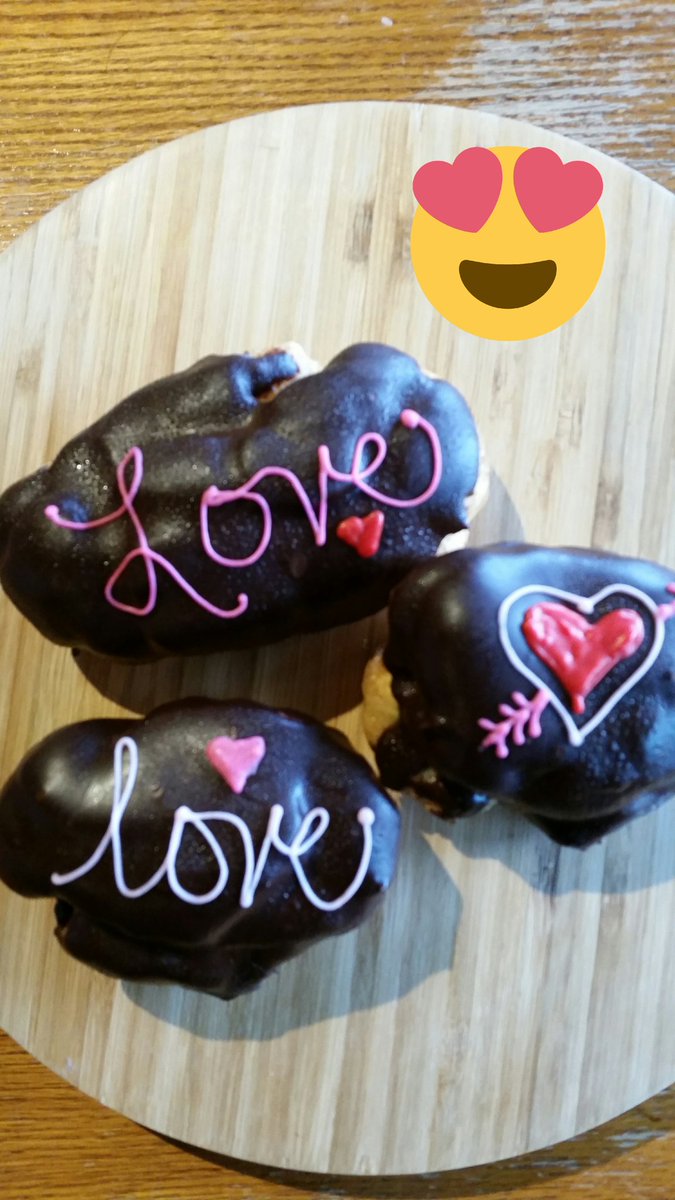 Chocoate Eclairs are the language of love.  Happy Valentine's Day