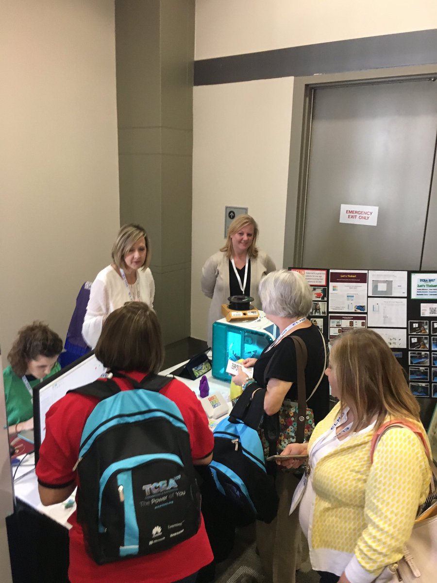 CareenHoward's tweet photo. DP Technology's brightest! #dptech2017 #TCEA2017 #STEAM https://t.co/TGFJK1DVNo