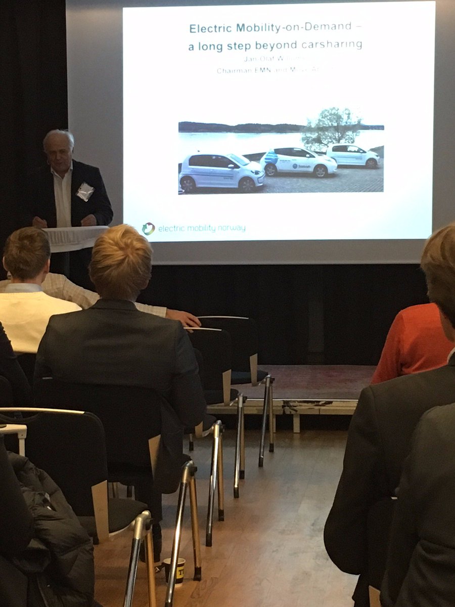 MoveAbout_Oslo's tweet photo. Move About on stage at #NEVS2017. Chairman Jan-Olaf Willums on the future of Electric Mobility on Demand https://t.co/STarbzewh7