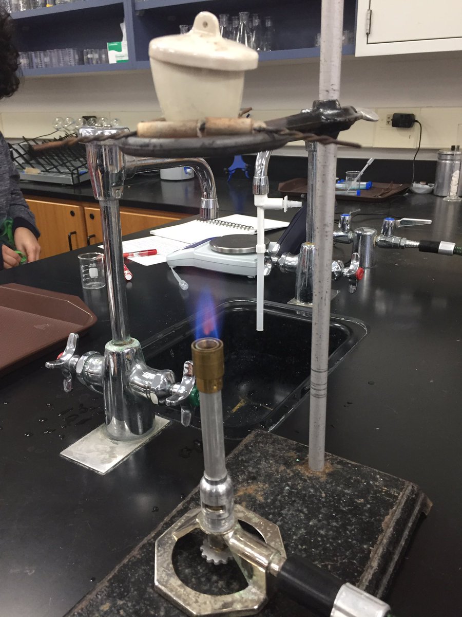 Mr_bperry's tweet photo. #Chemistry #Lab #Percentcomposition #Application #Inquiry https://t.co/FPz2AiuwAB