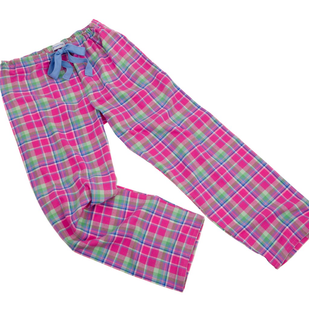 thepyjamahouse's tweet photo. Think #Pink for #ValentinesDay https://t.co/1p1YBUMoub #pinkpyjamas #nightwear #ladiespyjamas #nighties #PJs #PrettyInPink #cottonpajamas https://t.co/KTNxa47sCQ