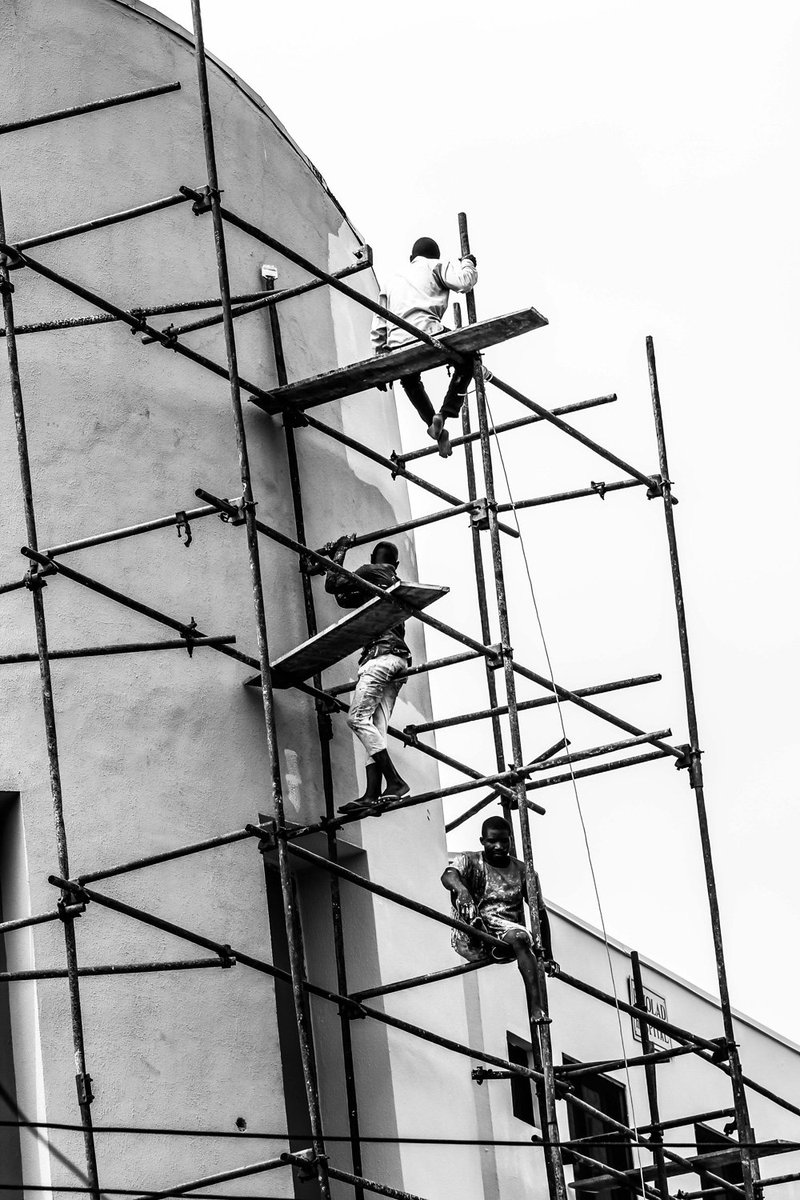 casimir_tv's tweet photo. Showcased daily via social media, Monochrome Lagos serves as an archival reference to the city. https://t.co/ZPIsZnuAxo https://t.co/5vSD84BylT