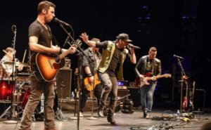 Bonfire by River Town Saints (<a href="/RiverTownSaints/">River Town Saints</a>) trib.al/2ZmJ1GO
