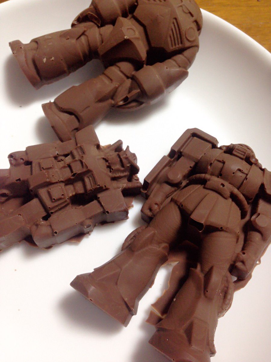 バレンタインということで、以前ガンダムの一番くじで手に入れた製氷用