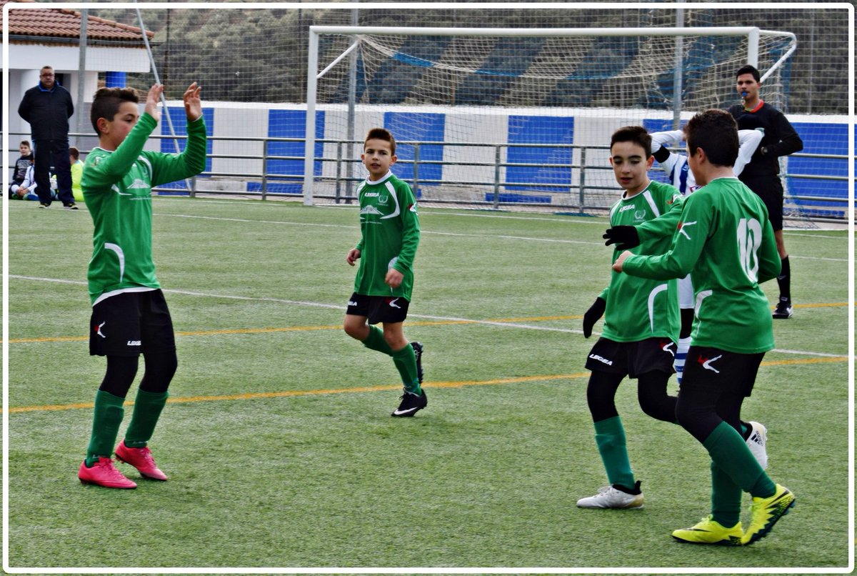 ValdeCFCI's tweet photo. Seguimos creciendo #equipo #valdepeñascf @ValdeCFCI https://t.co/8K1Z0OAvIp