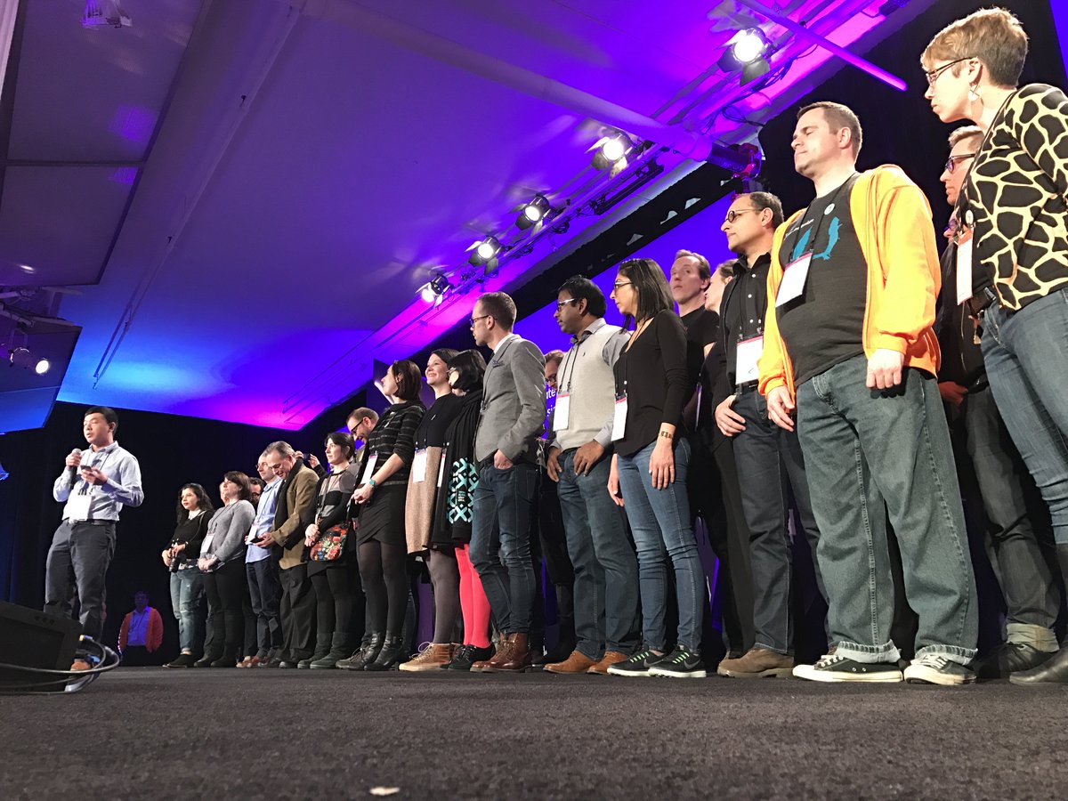 ixdconf's tweet photo. An entire globe of local #IxDA leaders, assemble together on the #IxD17 stage. https://t.co/VcgkHz3MjO