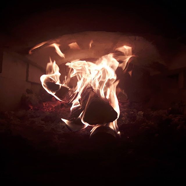 annefinn88's tweet photo. #warm #fireplace #takka #fire #coldday #coldweek #home #koti #february #winter #talvi #keskiviikko #wednesday #evening #finland #suomi #2017 https://t.co/bWkuZRsmwD
