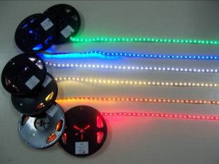 proelektrosas's tweet photo. Cinta led 6mm y 10mm. Disponible en todos los colores. #Colombia #bogota #moto #carro #cintaled #ledcarro #ledmoto https://t.co/B2a2AfUkKk