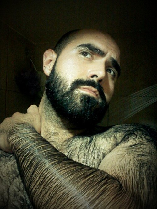 Hairy guy webcams: bit.ly/2cLQ2Qn