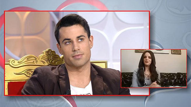 myh_tv's tweet photo. ¡¡MOMENTAZO!! Tenemos a @alba_maciass_ al otro lado de la pantalla, ¿qué pensará de la decisión de @_James_Lover? #myhyv https://t.co/8CIpnreo9F