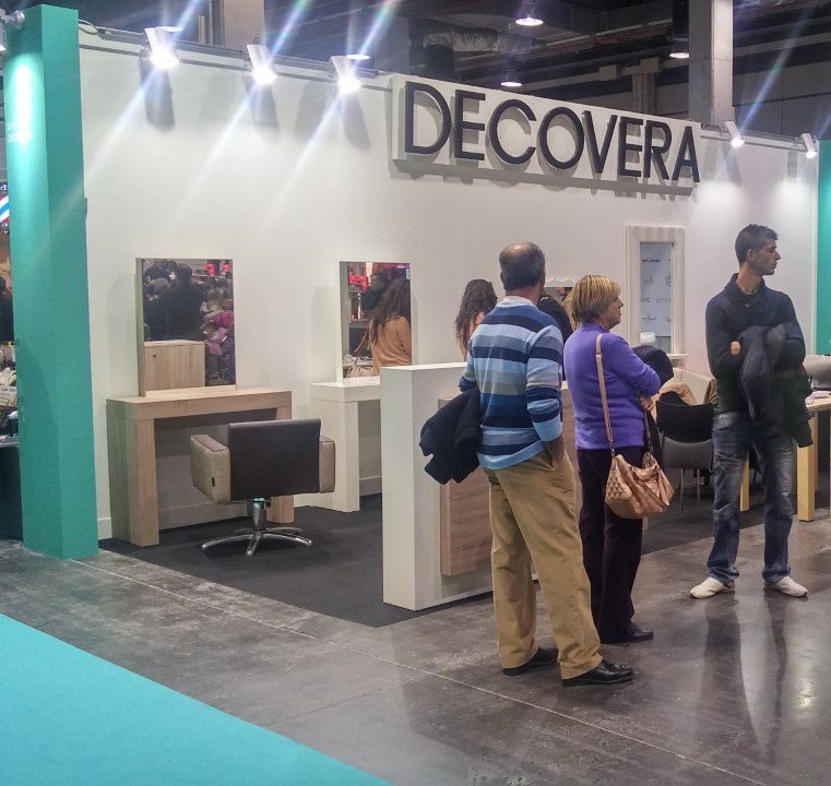 decoveraoficial's tweet photo. Decovera en la pasada feria @BEAUTY_VLC  :) https://t.co/7GIrfny3MX