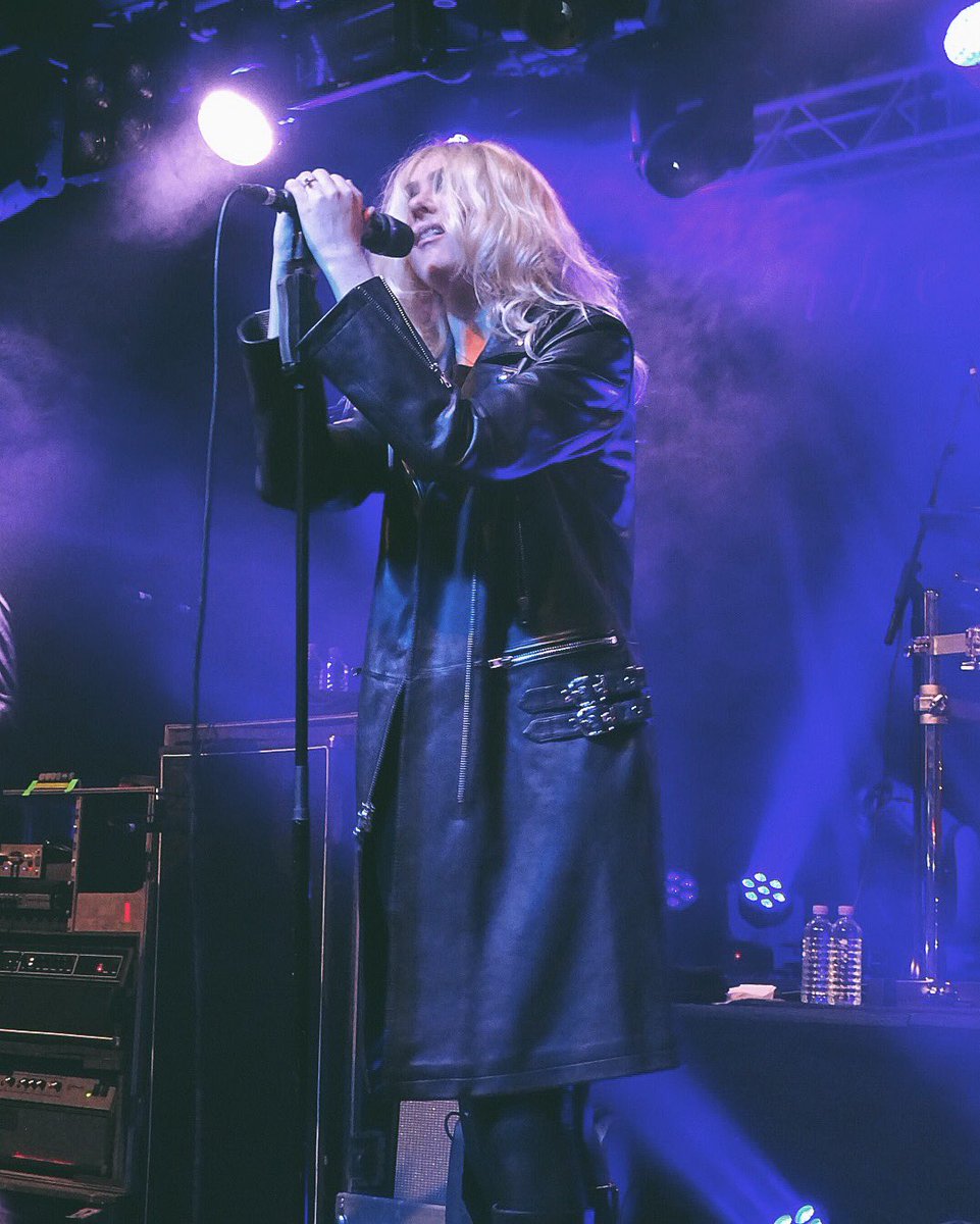 Sarahwinterman's tweet photo. @taylormomsen pictures I took from London/Manchester shows 🇬🇧🤘🏼 https://t.co/W8u0V9mki7