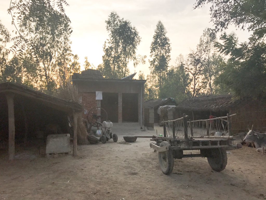 cugwmui's tweet photo. In village Manjhra in Unnao, where @boondnet has set up a 1000W solar project for electrifying 28+ households. Can see solar panels in pic. https://t.co/rhJGxaCEiR
