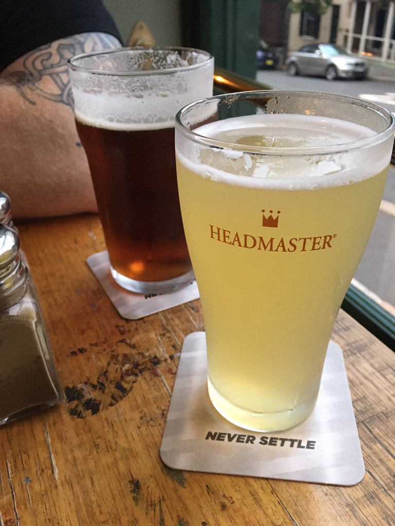 Rebu23's tweet photo. Getting our drink on at @HeroOfWaterloo 🇦🇺🍻 https://t.co/v37KN02hQR