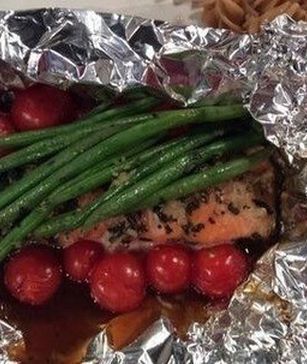 sallybeelicious's tweet photo. Skip the ready meal and try this fish parcel instead - it's so easy! #BeeBalanced
https://t.co/20C1Mwtaqd https://t.co/GLp8yajrcr