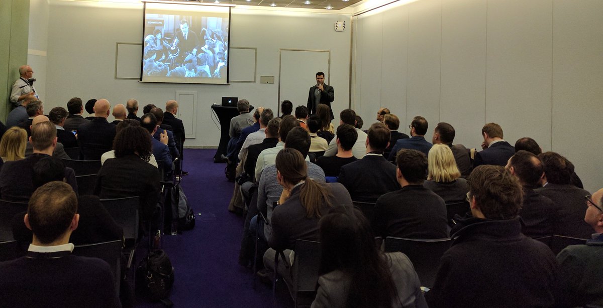 quividi's tweet photo. David Hillier @Adform introducing the future of #programmatic_DOOH mixing real time reporting and creativity https://t.co/w8EJRt5lWY