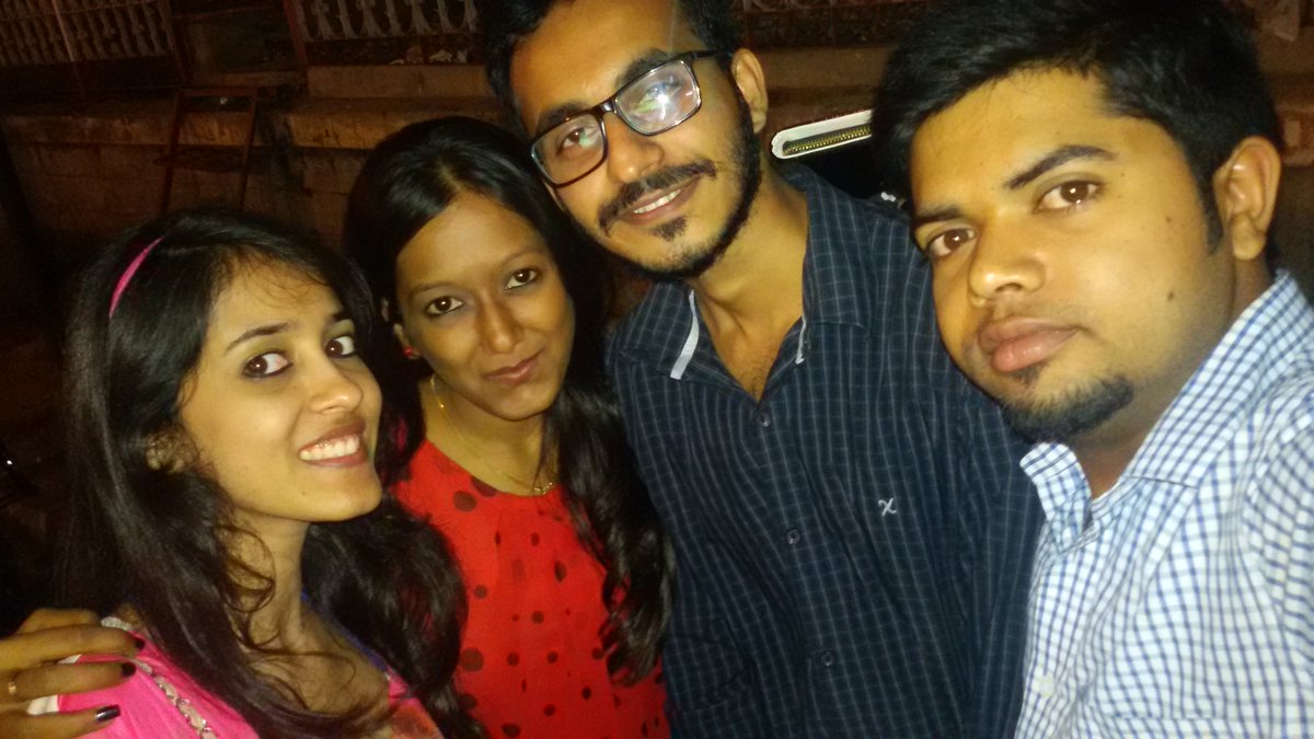 itsprajshetty's tweet photo. Besties Forever.. :-) @KestoneIMS #WayMoreKestone https://t.co/SNdR9M85B8