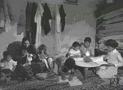 M__A__Q1's tweet photo. حنيت إلى تلك الأيام 
التي لانعرف فيها 
النفاق 
الكره
الحقد
الأنانية 
الهموم 
الوجع 
البكاء 
الألم 
أيام ذهبت ولم تعود 
@jawad321581 https://t.co/XdBFtxuig5