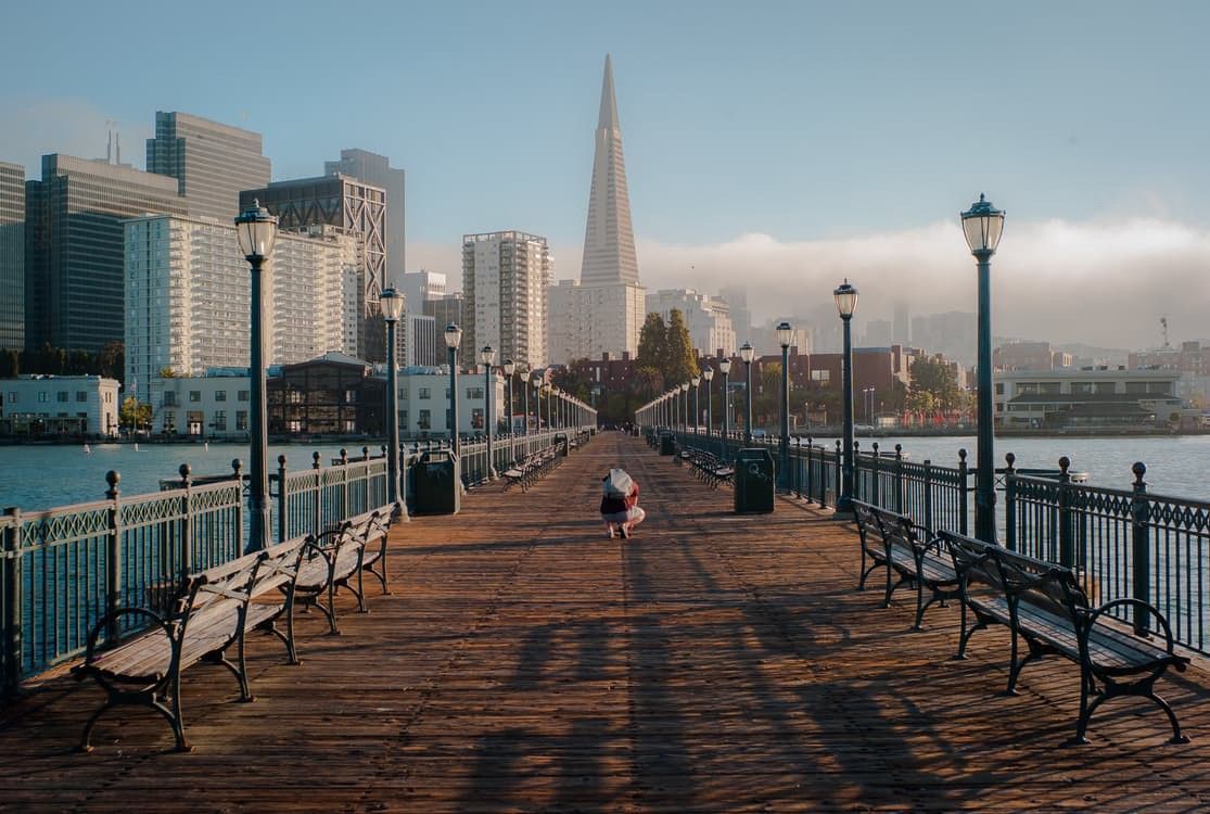 grindbase_co's tweet photo. “How I went from zero experience to landing a 6-figure San Francisco design job in less than 12…” by Richard Yang https://t.co/51T65Z3RTf https://t.co/KpJTl8LOUk