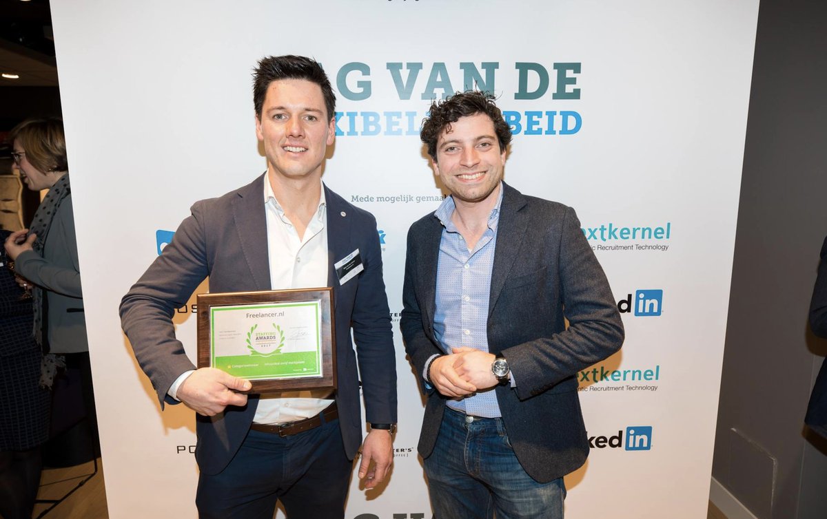 FreelancerNL's tweet photo. Vorige maand hebben we met Freelancer.nl de Staffing Awards 2017 gewonnen! #dvdflex #dvdzzp #freelancer #zzp https://t.co/TxzhNXNuJj