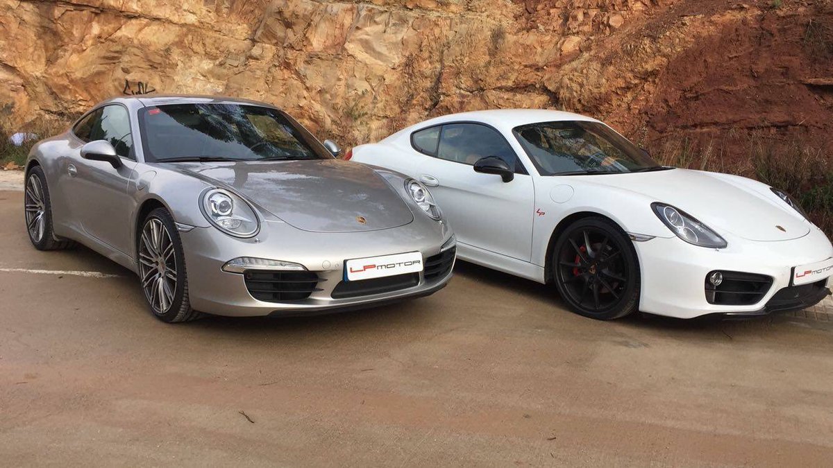 Si estás decidiendo adquirir uno de nuestros #Porsche en stock, en la revista <a href="/9onceplus/">9ONCEPLUS</a> encontrarás nuestros #911 y #Cayman S cara a cara