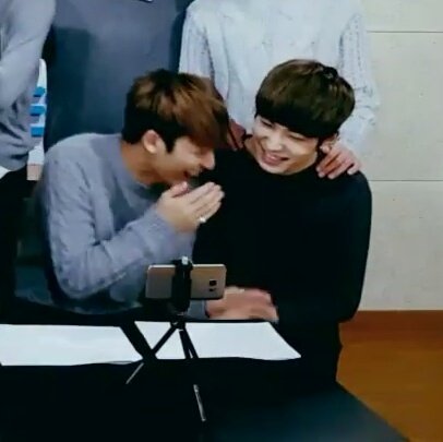 low quality minwon (@lqsmeanie) on Twitter photo 