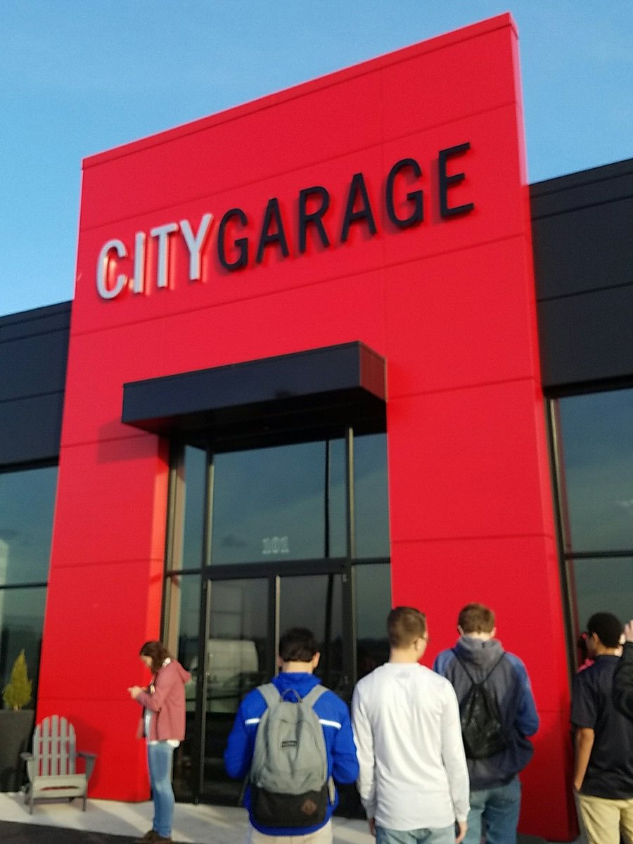 EthanC_2073's tweet photo. We're here #BCPSNEXTGENM https://t.co/oSuESgNVxI