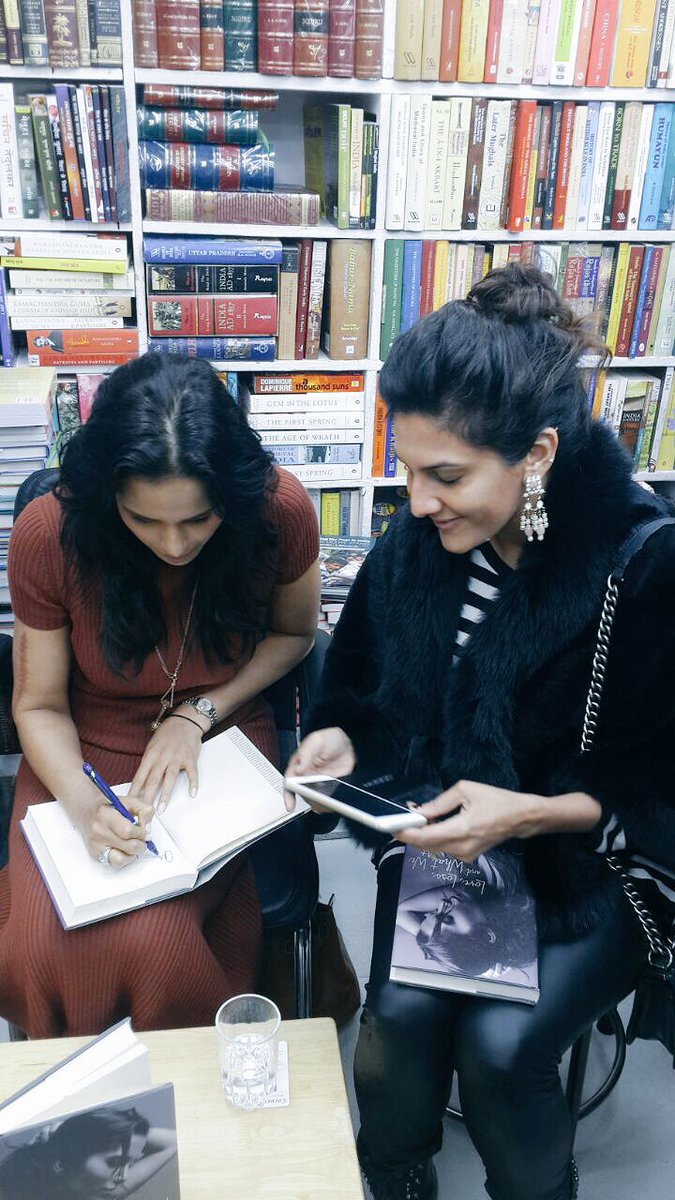 HarperCollinsIN's tweet photo. #BookSigning at Bahrisons Booksellers, Khan Market with @PadmaLakshmi. We hope all of you #Delhi folks got your copy signed! #PadmaInIndia https://t.co/fVaW4SWs72