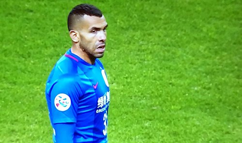 AFUELA | Tevez y su equipo, el Shanghai Shenhua de China, quedaron eliminados de la Champions de Asia #OtraVezSinCopa #MilalaPolFoxCalitos