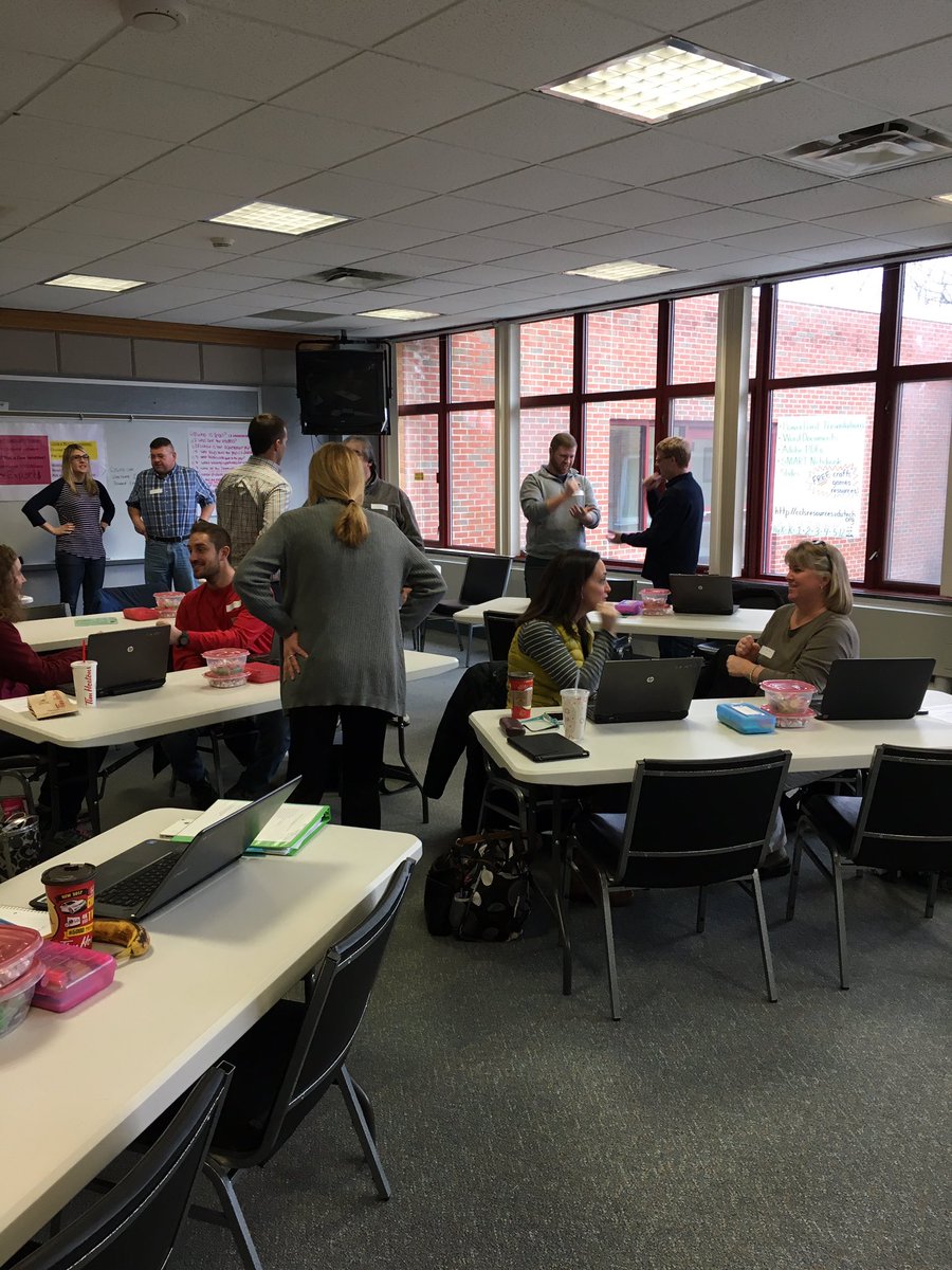 SMetzgerLMW's tweet image. Extreme Rock Paper Scissors #icebreaker #steamforum @eschanbacher @theresagray @NoBigShakes @kaitlinanne13 @SConti09