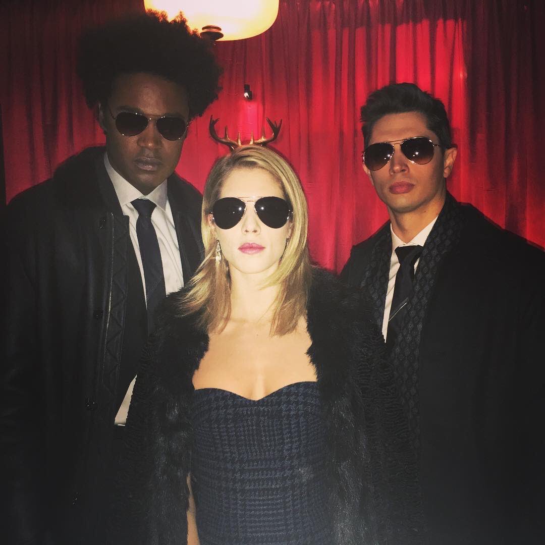 StarlingCityJ's tweet photo. Happy #Arrow day 😁🙌 tonight we go to Russia, #OTA is back together, Oliver &amp; Talia, Anatoly, Felicity in Bratva undercover &amp; much more 💚🎯💚🎯 https://t.co/50ClCClaM4