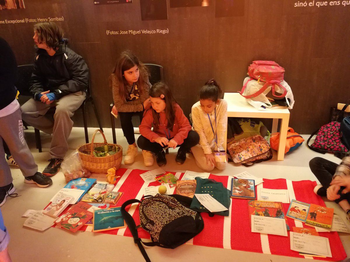 gpascualv's tweet photo. #ForumXESC; Mercat d'intercanvi. https://t.co/vP5PwBaf3g