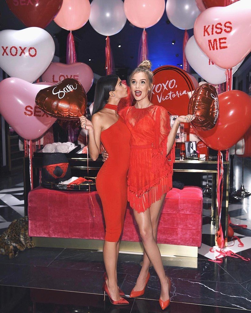 be my valentine?? ❤️💖💜#xoxovictoria