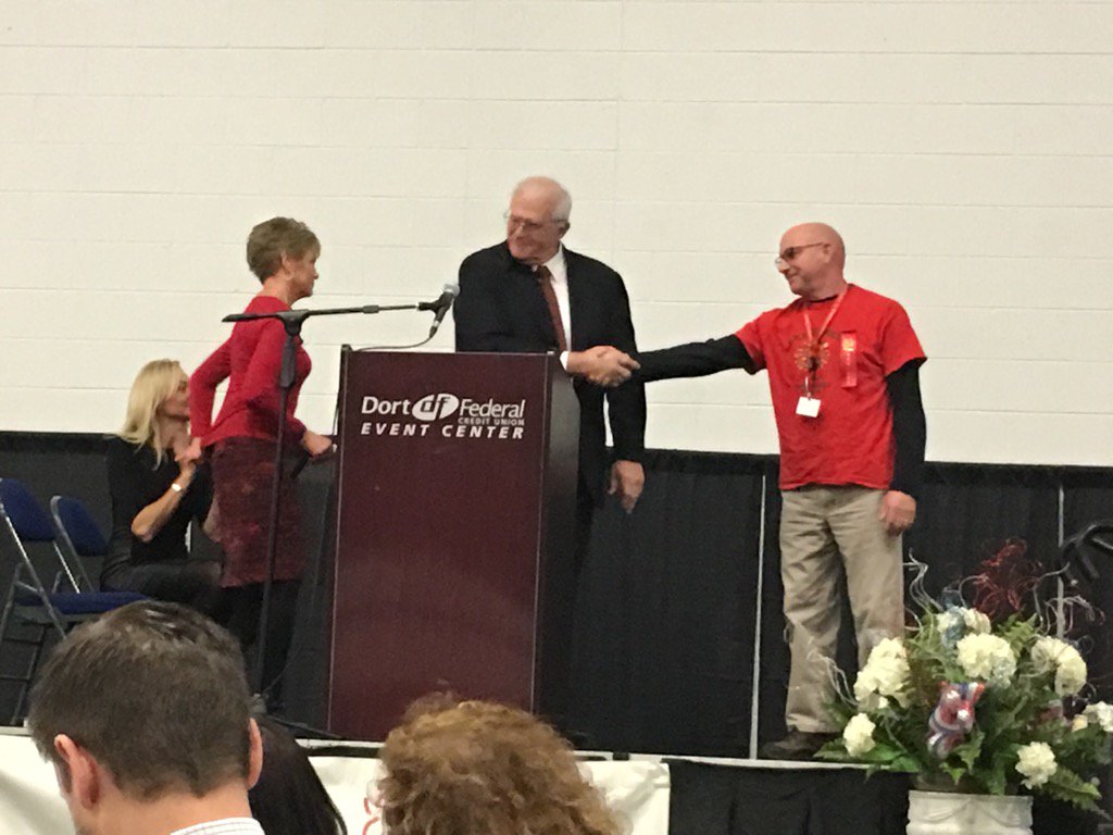 BenMainka's tweet photo. Congratulations to our own Mr. Jerry Brown for receiving the Genesee County Outstanding Senior Award! @swartz_creek https://t.co/CItbDxG7DC