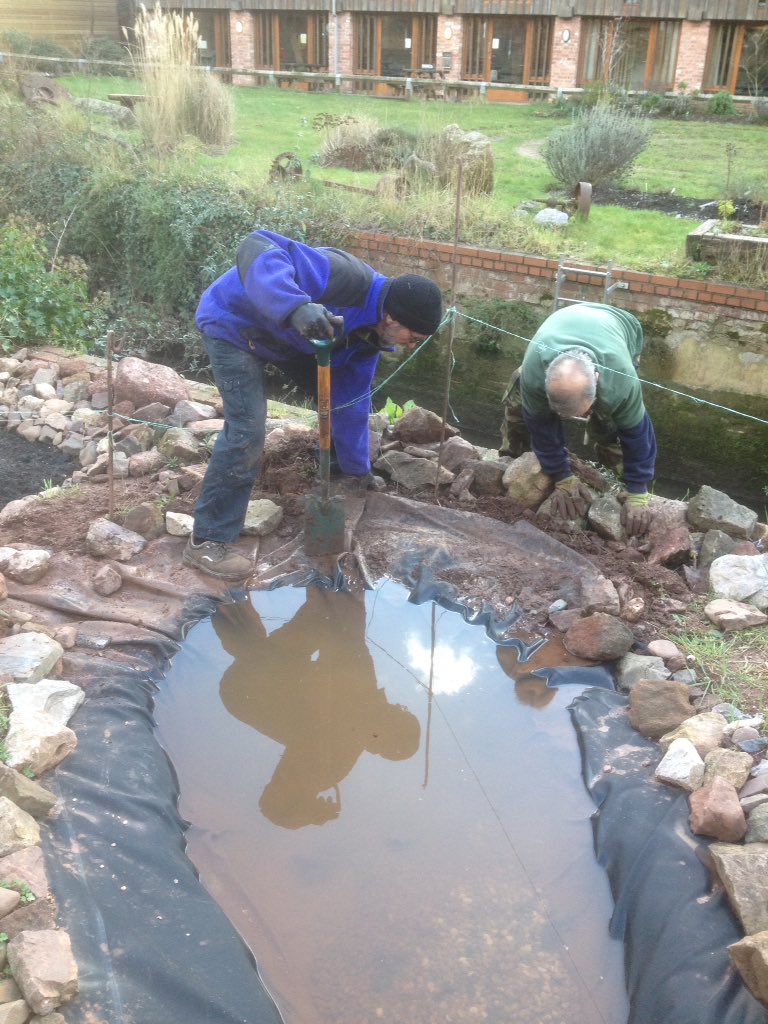 Wildlife247's tweet photo. Lots of great garden work today @CricklepitMill deadheading, #meadow scarifying and #pond realignment all done in fine weather! #gardening https://t.co/AXMZP9CqXK
